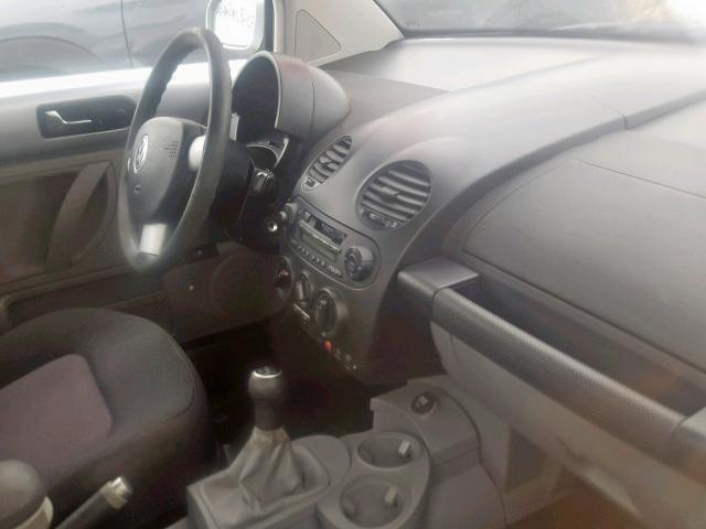 3VWCP21C73M402870 - 2003 VOLKSWAGEN NEW BEETLE ვერცხლისფერი ფოტო 5