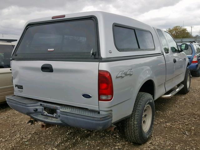 2FTRX18W54CA29025 - 2004 FORD F-150 HERI SILVER photo 4