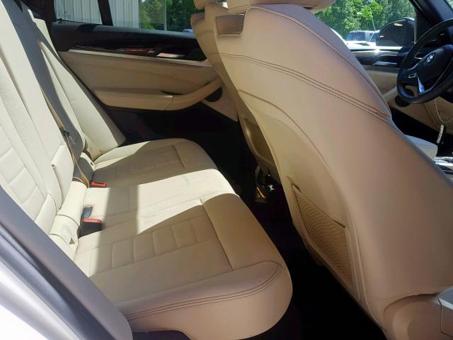 5UXTR7C52KLE98210 - 2019 BMW X3 SDRIVE3 WHITE photo 6