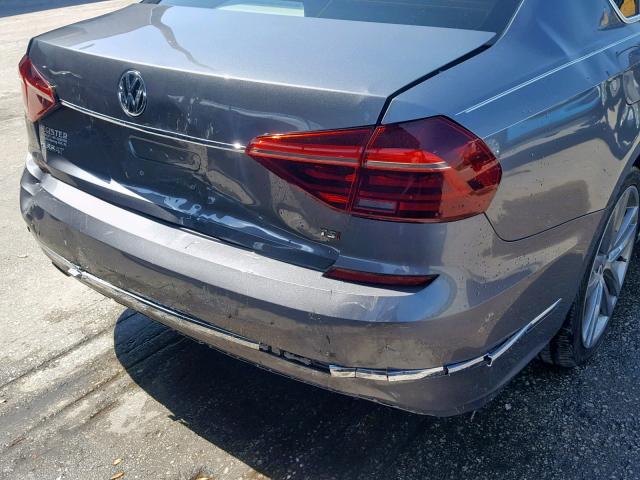1VWDT7A33HC026478 - 2017 VOLKSWAGEN PASSAT R-L GRAY photo 9