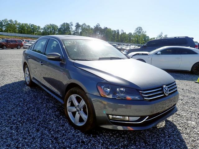 1VWBN7A36DC047465 - 2013 VOLKSWAGEN PASSAT SE GRAY photo 1