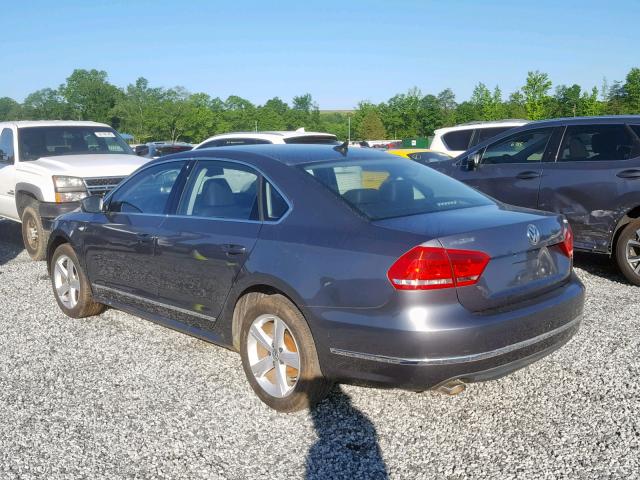 1VWBN7A36DC047465 - 2013 VOLKSWAGEN PASSAT SE GRAY photo 3