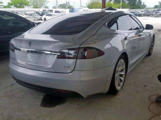 5YJSA1E28JF270098 - 2018 TESLA MODEL S SILVER photo 4