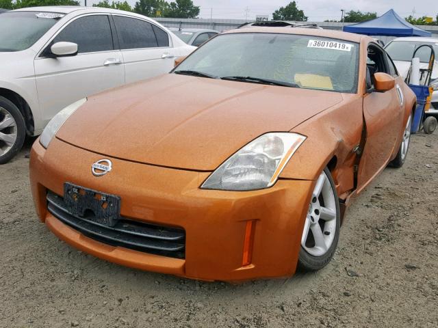 JN1AZ34E24T051198 - 2004 NISSAN 350Z COUPE ORANGE photo 2