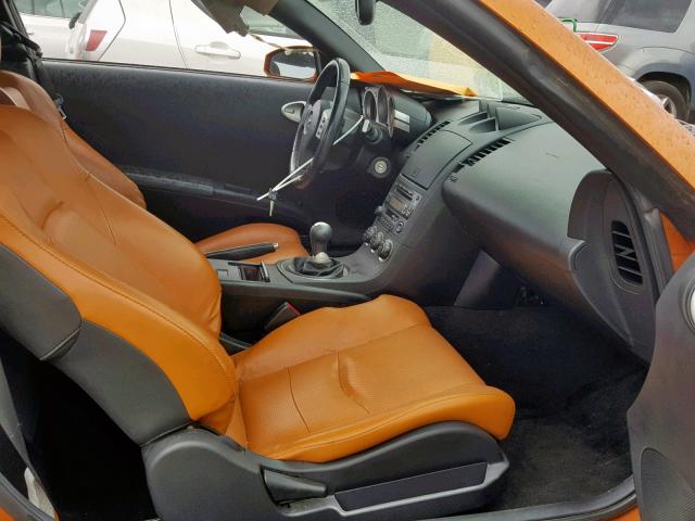 JN1AZ34E24T051198 - 2004 NISSAN 350Z COUPE ORANGE photo 5