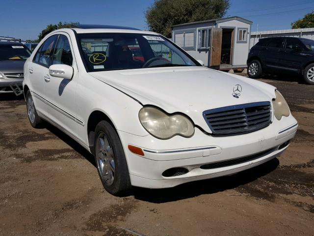 WDBRF61J53A418762 - 2003 MERCEDES-BENZ C 240 WHITE photo 1