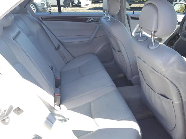 WDBRF61J53A418762 - 2003 MERCEDES-BENZ C 240 WHITE photo 6