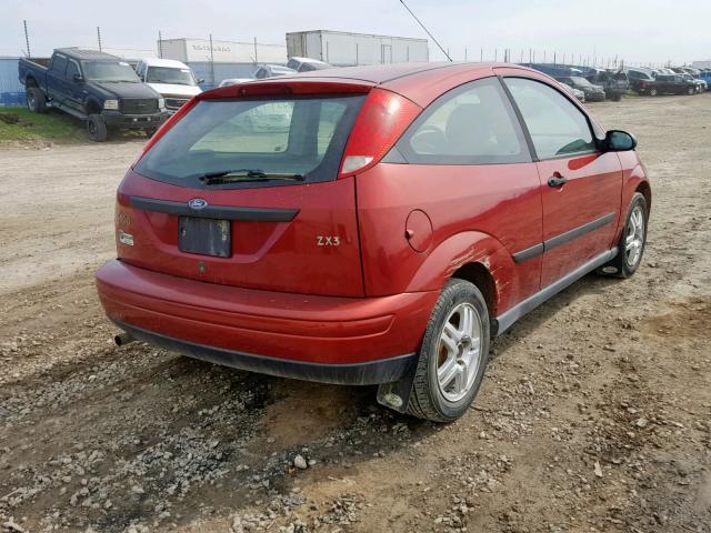 3FAFP3130YR210034 - 2000 FORD FOCUS ZX3 RED photo 4