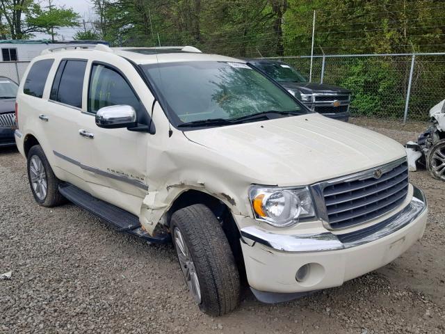 1A8HW58247F548684 - 2007 CHRYSLER ASPEN LIMI WHITE photo 1