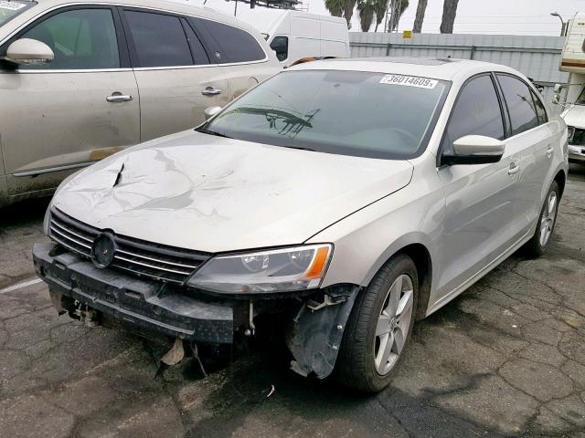 3VWLL7AJ8CM331167 - 2012 VOLKSWAGEN JETTA TDI SILVER photo 2