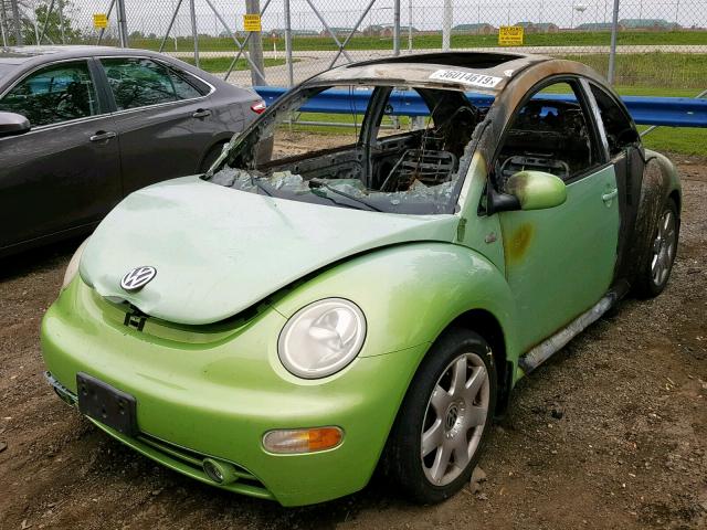 3VWCD21C52M410537 - 2002 VOLKSWAGEN NEW BEETLE მწვანე ფოტო 2