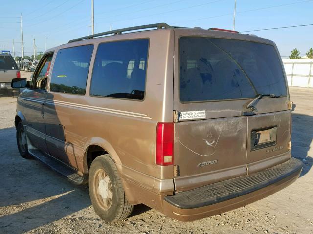 1GNDM19X42B122273 - 2002 CHEVROLET ASTRO BROWN photo 3