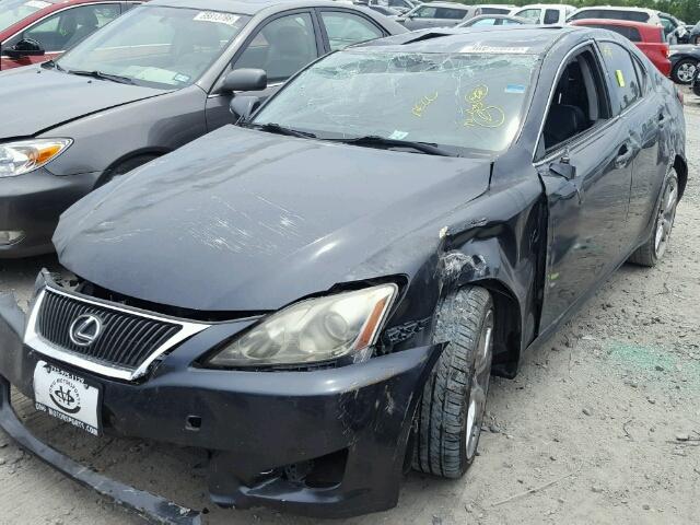 JTHBK262395105914 - 2009 LEXUS IS 250 GRAY photo 2