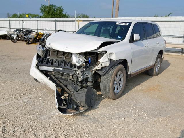 5TDZA3EH5DS037861 - 2013 TOYOTA HIGHLANDER WHITE photo 2