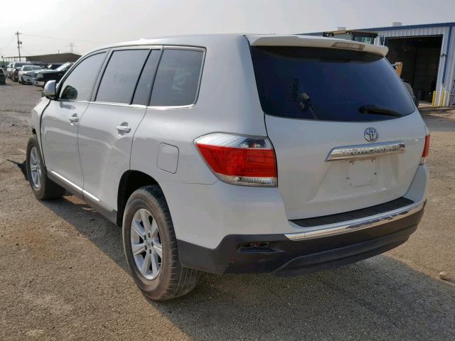 5TDZA3EH5DS037861 - 2013 TOYOTA HIGHLANDER WHITE photo 3