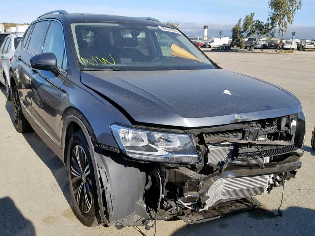 3VV3B7AX3JM059958 - 2018 VOLKSWAGEN TIGUAN SE BLUE photo 1