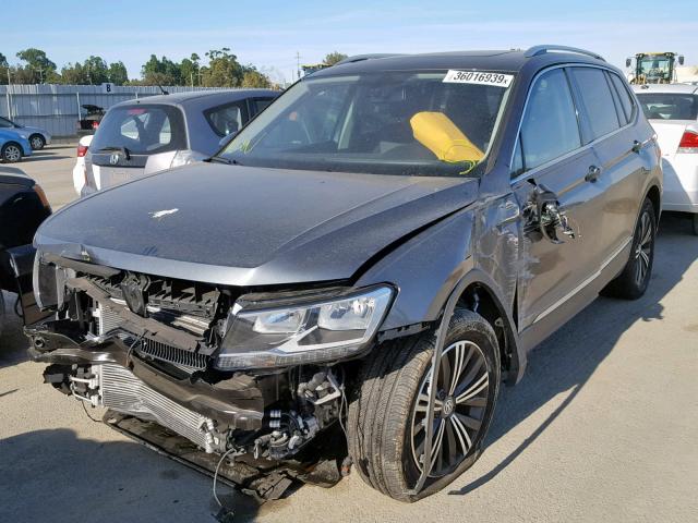 3VV3B7AX3JM059958 - 2018 VOLKSWAGEN TIGUAN SE BLUE photo 2