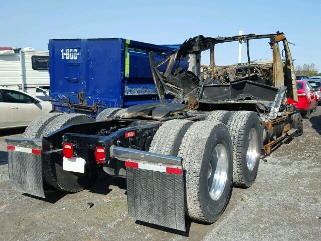 5KJJBHDR6HLJD9967 - 2017 WESTERN STAR/AUTO CAR 5700 XE SILVER photo 4