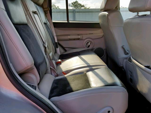 1J8HH68258C117077 - 2008 JEEP COMMANDER BEIGE photo 6