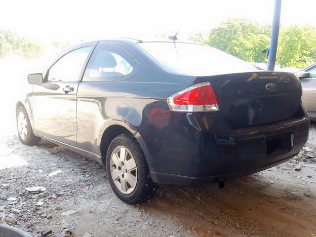 1FAHP32N58W154520 - 2008 FORD FOCUS S/SE BLACK photo 3