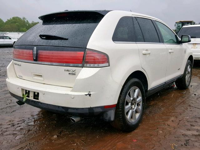 2LMDU88C08BJ16246 - 2008 LINCOLN MKX CREAM photo 4