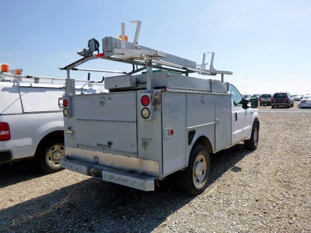 1FDSF30556EB36345 - 2006 FORD F350 SRW SUPER DUTY  photo 4