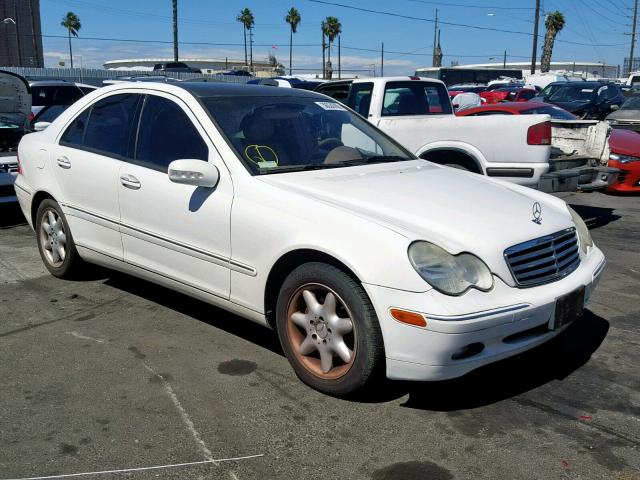 WDBRF61J34E017284 - 2004 MERCEDES-BENZ C 240 WHITE photo 1