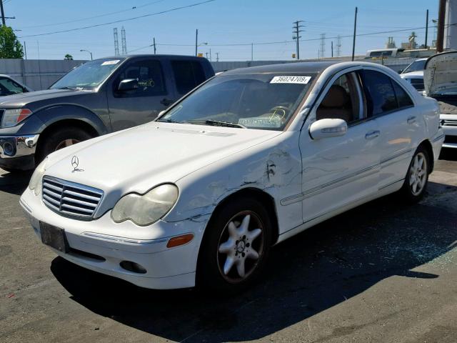 WDBRF61J34E017284 - 2004 MERCEDES-BENZ C 240 WHITE photo 2