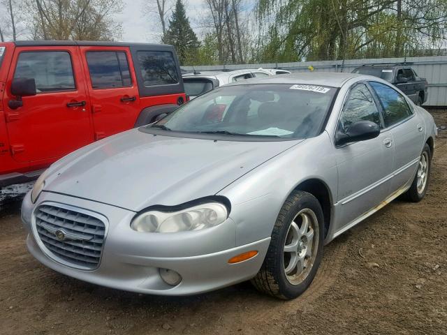 2C3HC56G1YH238267 - 2000 CHRYSLER LHS SILVER photo 2