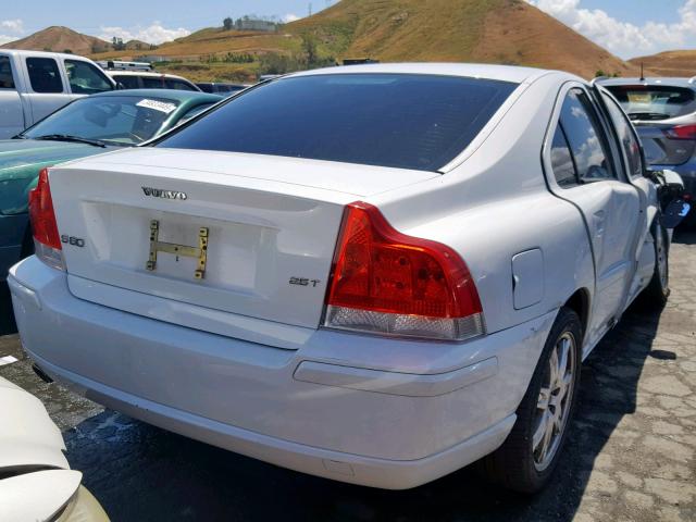 YV1RS592762542819 - 2006 VOLVO S60 2.5T WHITE photo 4