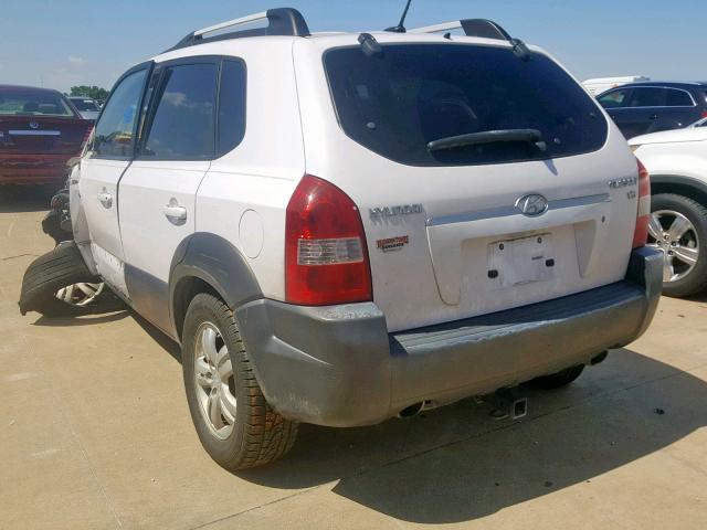 KM8JN12D28U882610 - 2008 HYUNDAI TUCSON SE WHITE photo 3