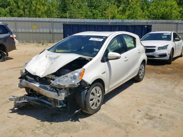 JTDKDTB36E1564002 - 2014 TOYOTA PRIUS C WHITE photo 2