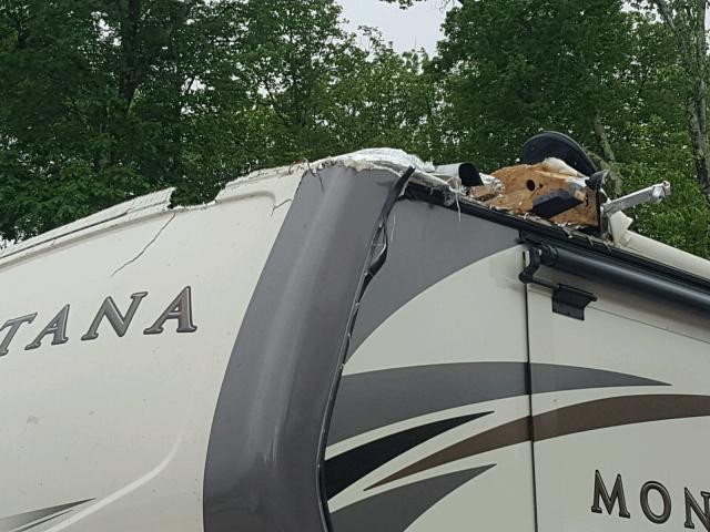 4YDF36621J4700064 - 2018 KEYSTONE MONTANA TAN photo 9