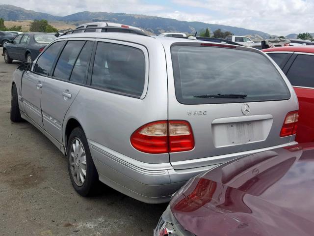 WDBJH65J01B250053 - 2001 MERCEDES-BENZ E 320 SILVER photo 3