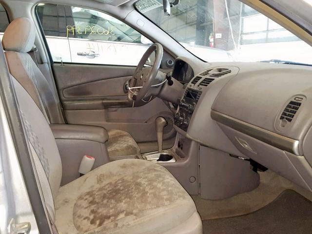 1G1ZT52815F228620 - 2005 CHEVROLET MALIBU LS SILVER photo 5