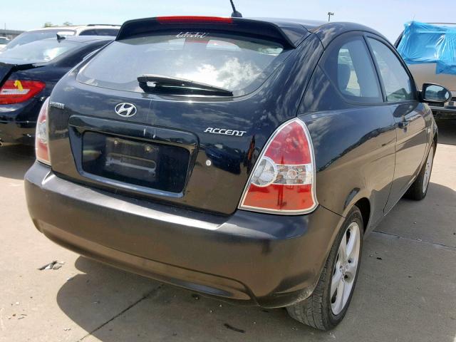 KMHCN36C37U020131 - 2007 HYUNDAI ACCENT SE BLACK photo 4