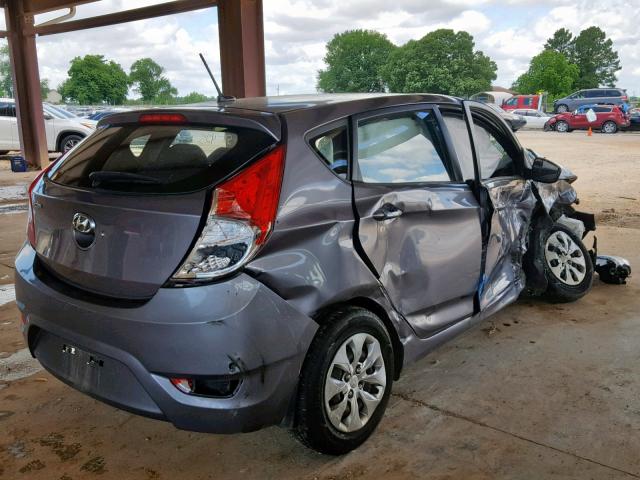 KMHCT5AE4GU237181 - 2016 HYUNDAI ACCENT SE GRAY photo 4