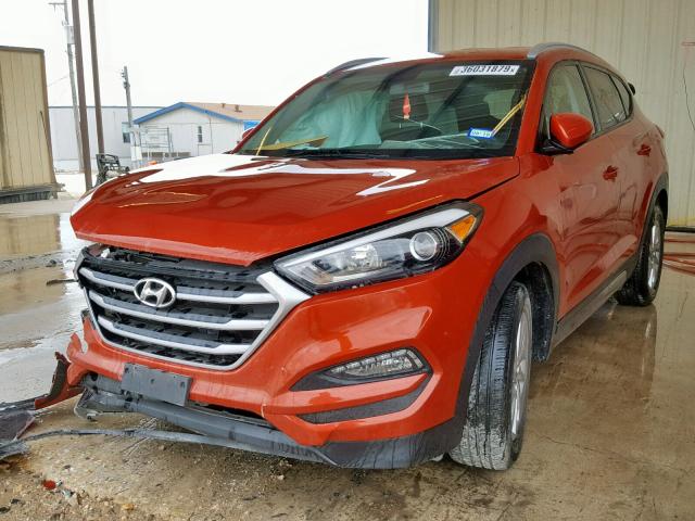 KM8J33A41HU293860 - 2017 HYUNDAI TUCSON LIM ORANGE photo 2