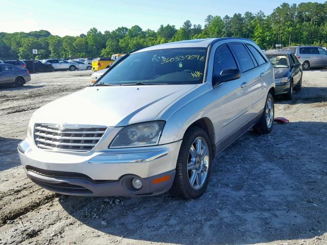 2C8GF68405R422675 - 2005 CHRYSLER PACIFICA T SILVER photo 2