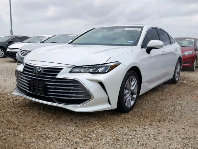 4T1BZ1FB9KU003418 - 2019 TOYOTA AVALON XLE WHITE photo 2
