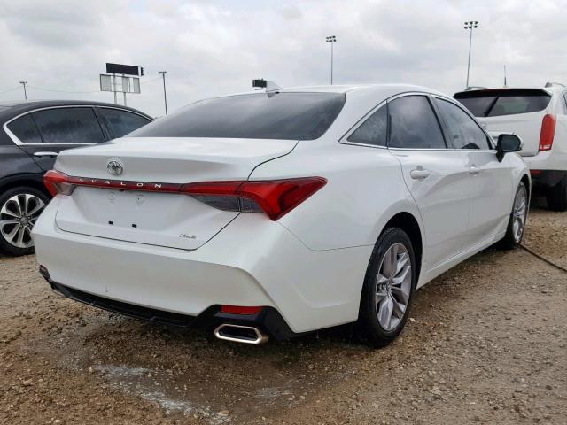 4T1BZ1FB9KU003418 - 2019 TOYOTA AVALON XLE WHITE photo 4