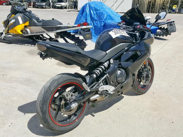 JKAEXEC17BDA67271 - 2011 KAWASAKI EX650 C 黑色 照片 4