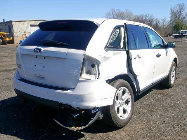 2FMDK4GC2DBA85104 - 2013 FORD EDGE SE WHITE photo 4