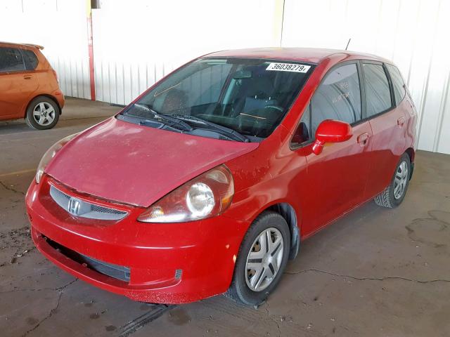 JHMGD37448S030128 - 2008 HONDA FIT RED photo 2