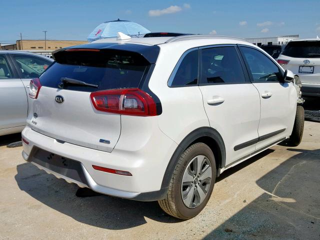 KNDCB3LC8J5126982 - 2018 KIA NIRO FE WHITE photo 4