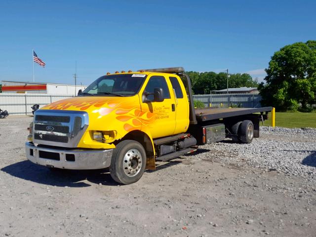 3FRWX65F36V267447 - 2006 FORD F650 SUPER YELLOW photo 2