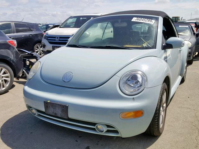 3VWCD31YX4M319817 - 2004 VOLKSWAGEN NEW BEETLE Կապույտ լուսանկար 2