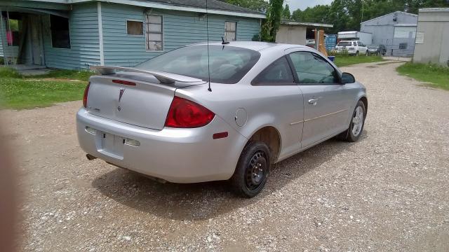 1G2AL18F277333414 - 2007 PONTIAC G5 SILVER photo 4