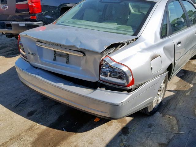 YV1TS592951392688 - 2005 VOLVO S80 2.5T SILVER photo 9