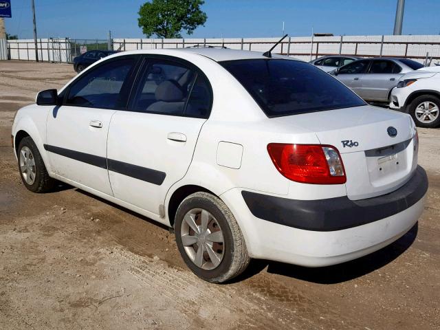 KNADE123966064749 - 2006 KIA RIO WHITE photo 3